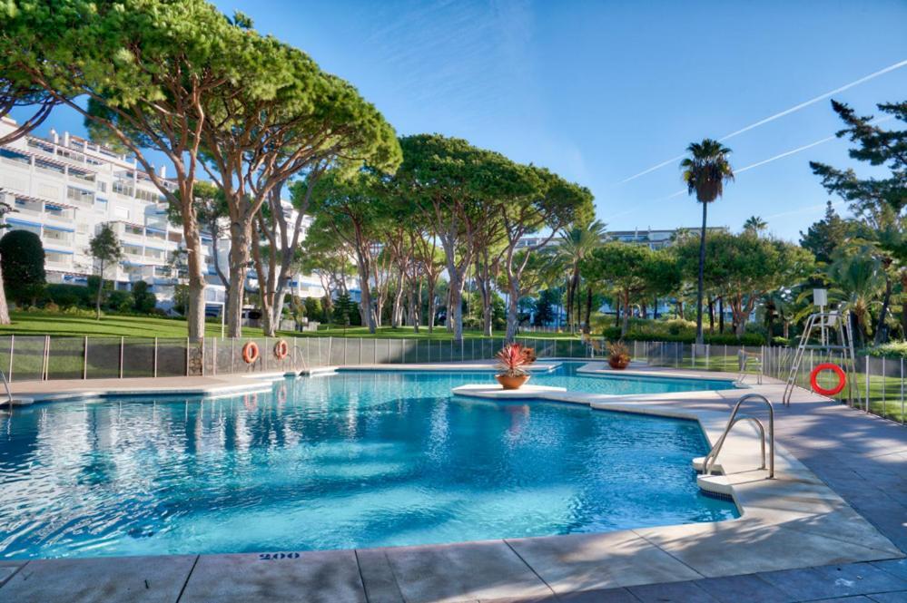 Apartment Playas Del Duque, Puerto Banus, Golf .playa Y Compras